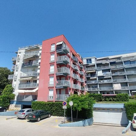 Apartment Deluxe Sea View Split Exterior foto